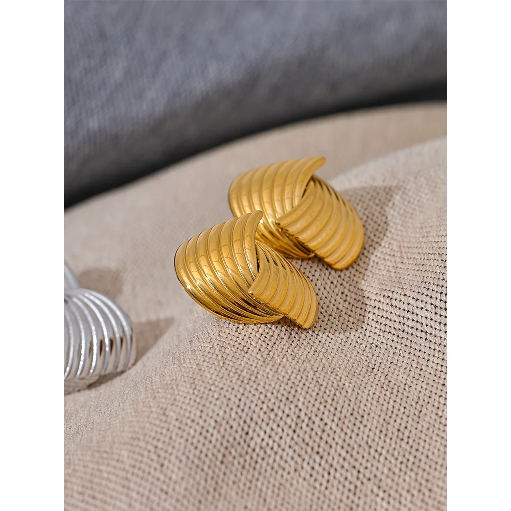 Gold Chunky Stripe Stud Earrings