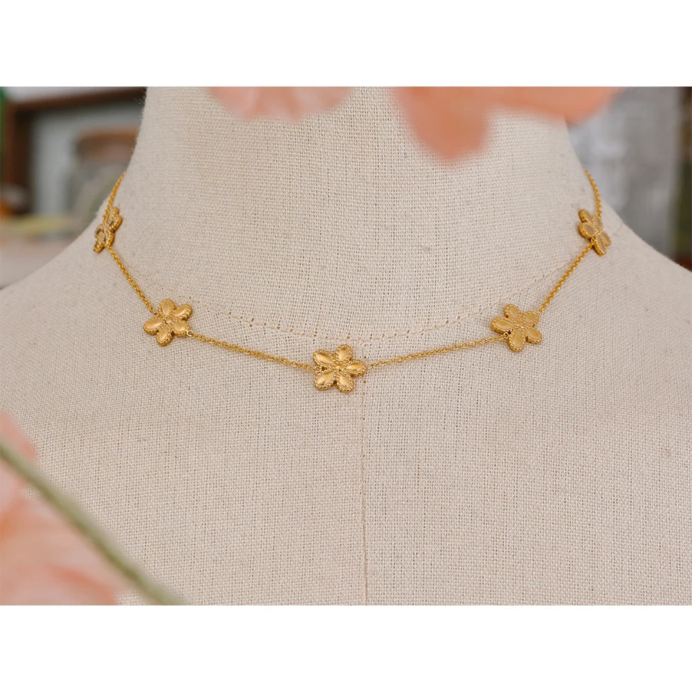 Gold Trendy Flower Clover Chain Necklace Bracelet Bangle in Stainless Steel