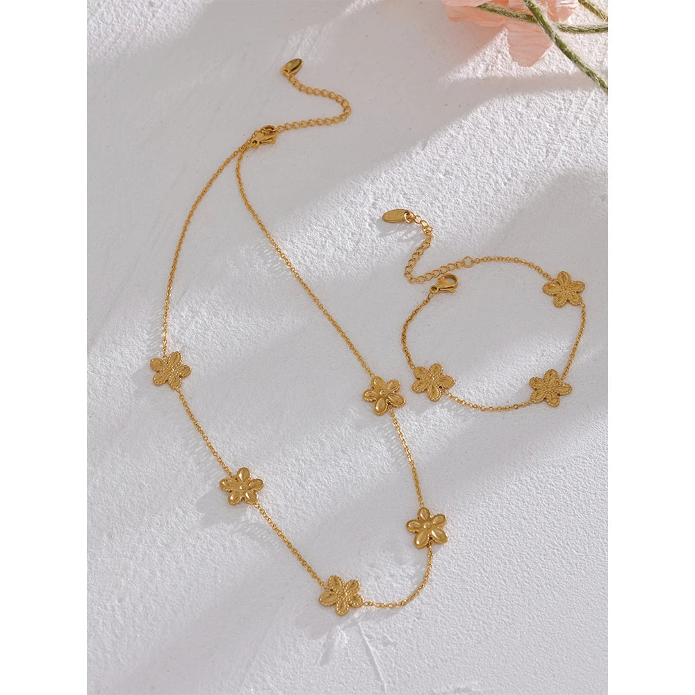 Gold Trendy Flower Clover Chain Necklace Bracelet Bangle in Stainless Steel